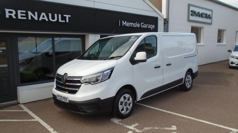 View RENAULT TRAFIC 2.0 SL30 Blue dCi 130 advance panel van MY24