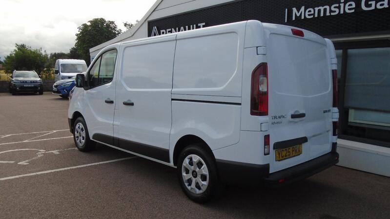 View RENAULT TRAFIC 2.0 SL30 Blue dCi 130 advance panel van MY24